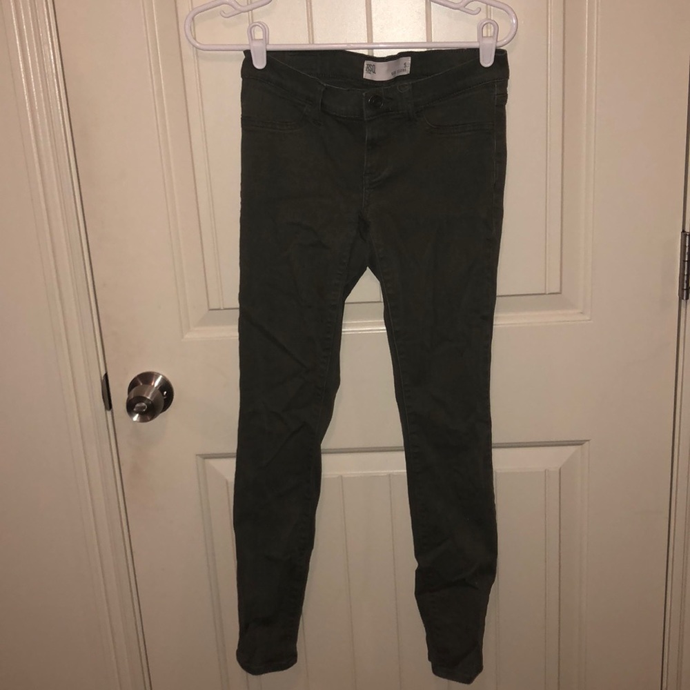 Olive Green Jegging